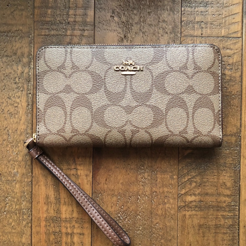 Coach Large Phone Wallet in Signature Canvas